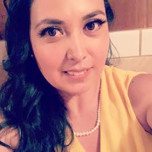 Meet your Posher, Alma